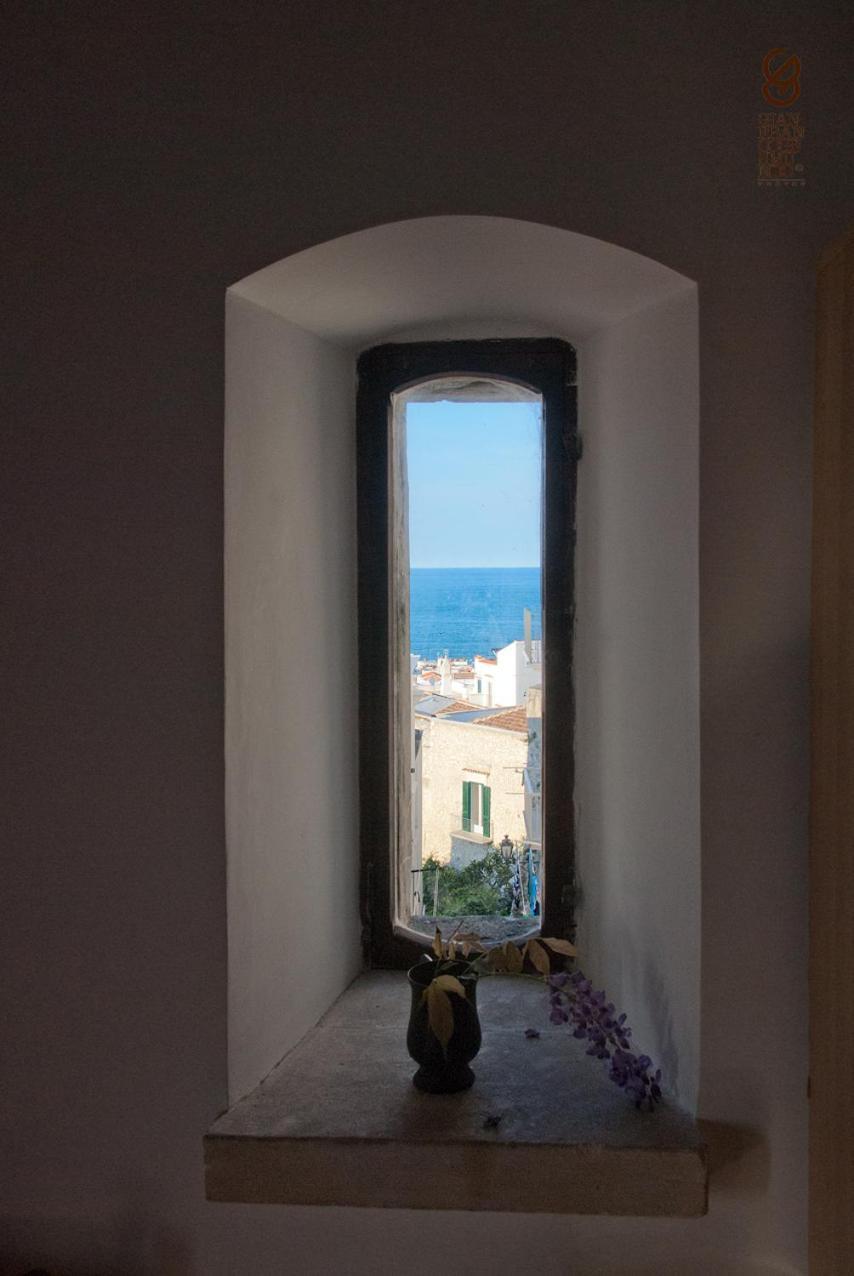 Torre La Mezzaluna Panzió Vieste Kültér fotó