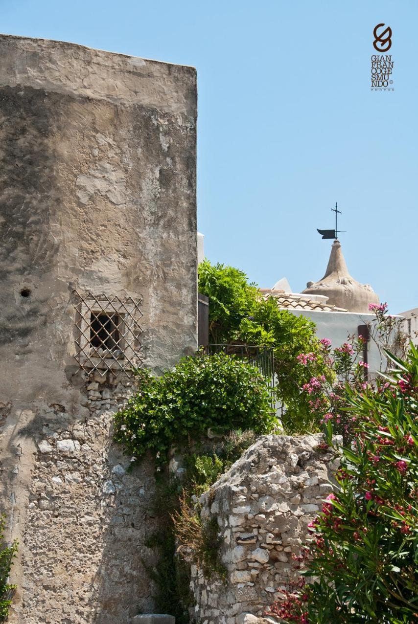 Torre La Mezzaluna Panzió Vieste Kültér fotó