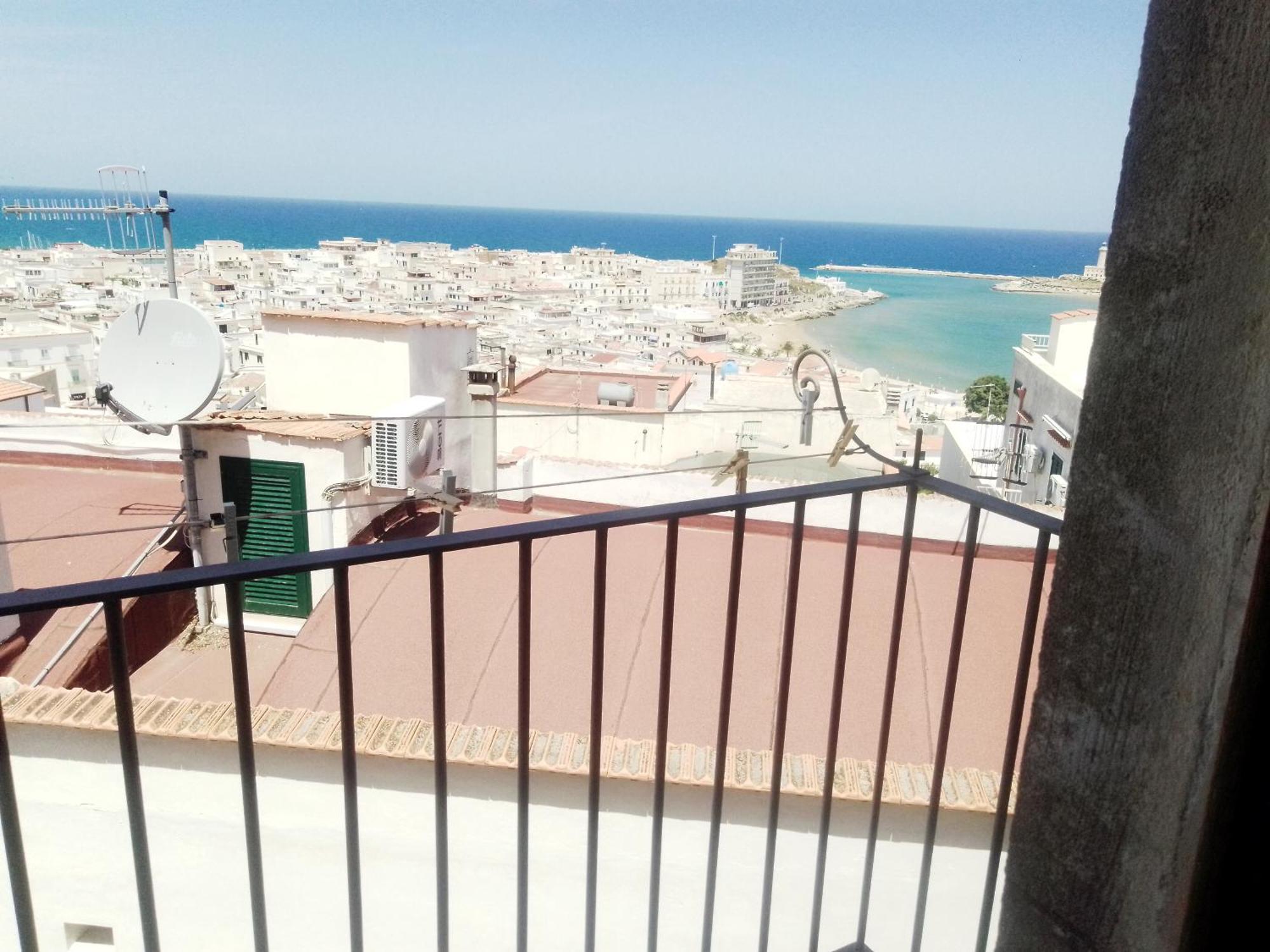Torre La Mezzaluna Panzió Vieste Kültér fotó